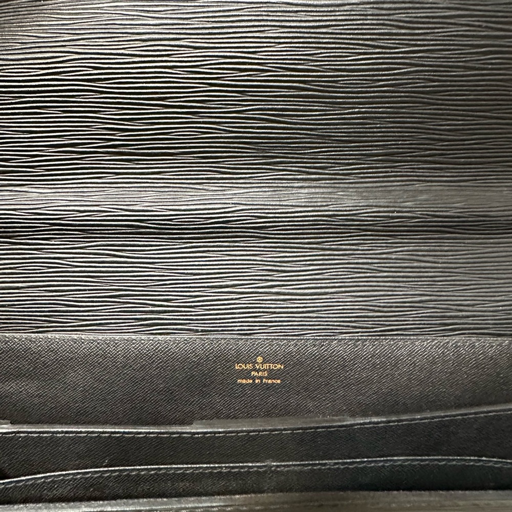 Louis Vuitton Black Epi Serviette Metis Vintage Briefcase - Picture 9 of 9